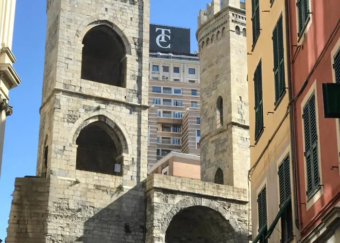 Exclusive Apt Really Downtown - Free Private Parking Included!