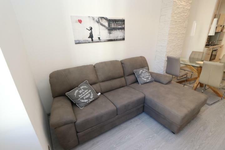 Exclusive Really Downtown - Free Private Parking Included! Apartment
